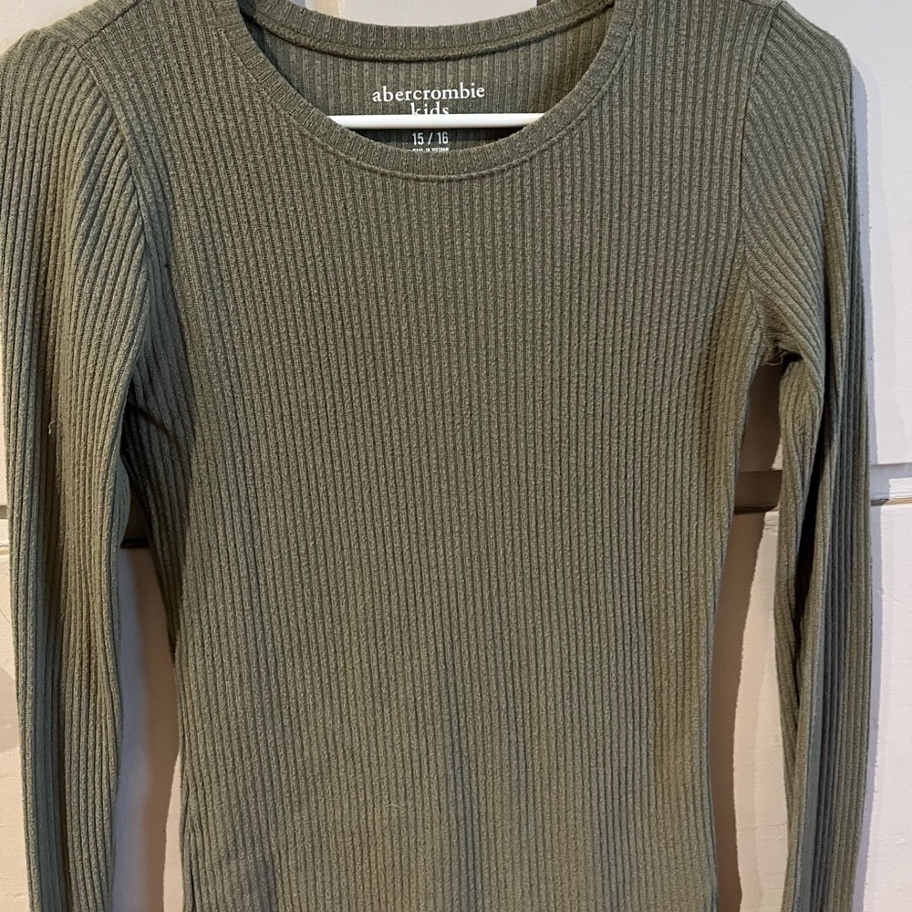 Abercrombie Kids Olive Ribbed Tee